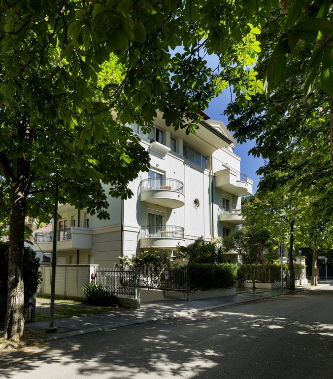 Residence Hamilton Riccione Exterior foto